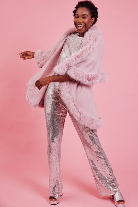 JAYLEY Pink Knitted Luxury Faux Fur Cape
