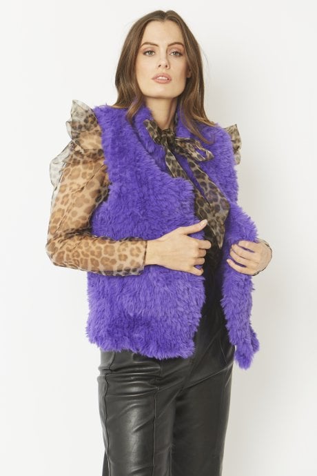 JAYLEY Purple Hand Knitted Faux Fur Gilet | Waistcoat