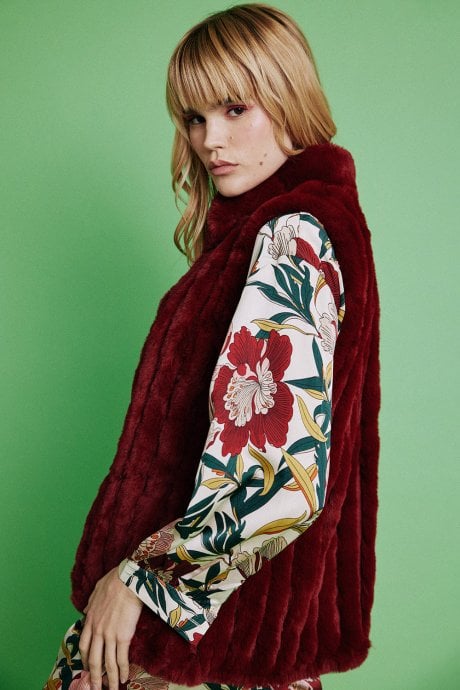 JAYLEY Red Faux Fur Faux Suede Vertical Stripe Gilet | Waistcoat