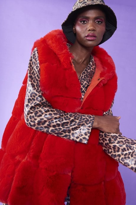 JAYLEY Red Faux Fur Long Hooded Gilet | Waistcoat