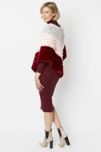 JAYLEY Red Faux Suede Faux Fur Poncho