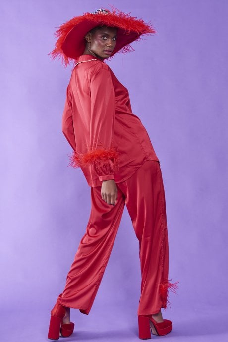 JAYLEY Red Silk Pyjamas With Feather Trim