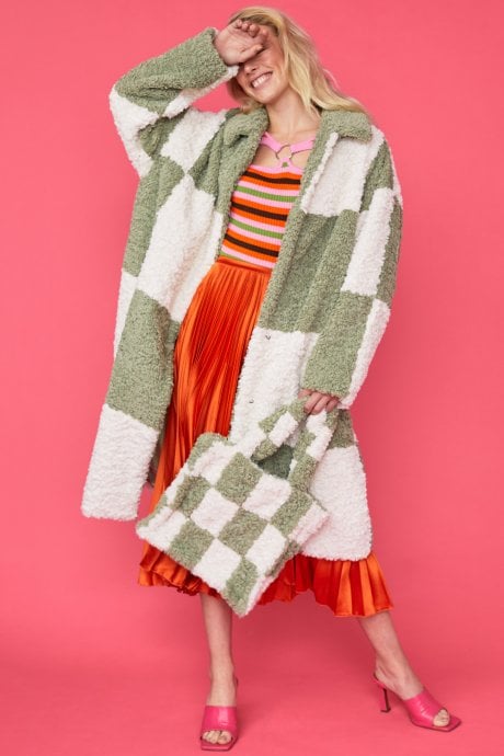 JAYLEY Shearling Checkered Tote Bag In White And Green