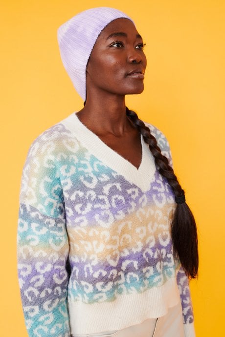 JAYLEY Tie Dye Beanie Hat In Purple And White