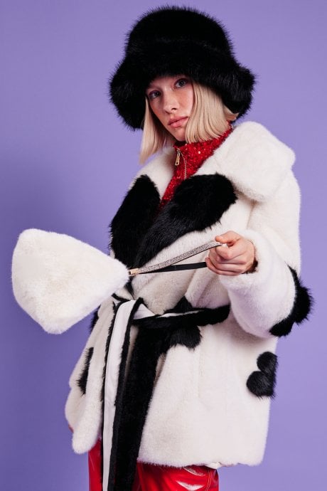 JAYLEY White Pyramid Faux Fur Bag