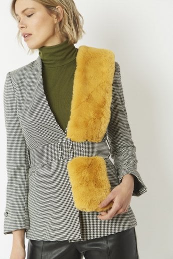 JAYLEY Yellow Faux Fur Scarf