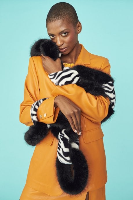 JAYLEY Zebra Print Black And White Handcraft Faux Fur Chain Scarf