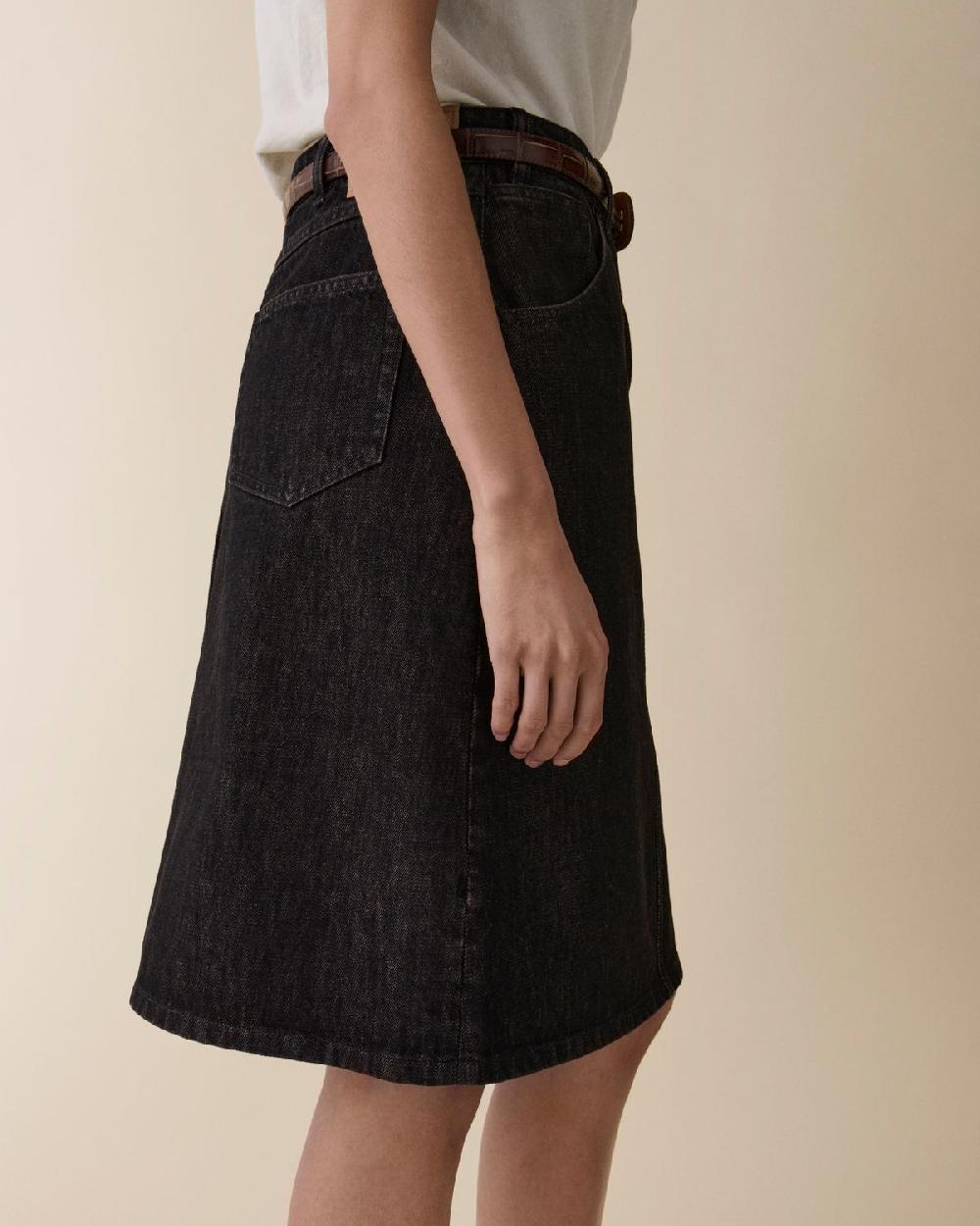 Jeanerica Anais Brown Black