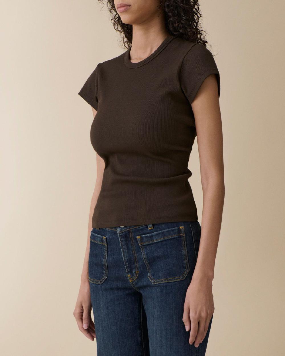 Jeanerica Valeria Brown