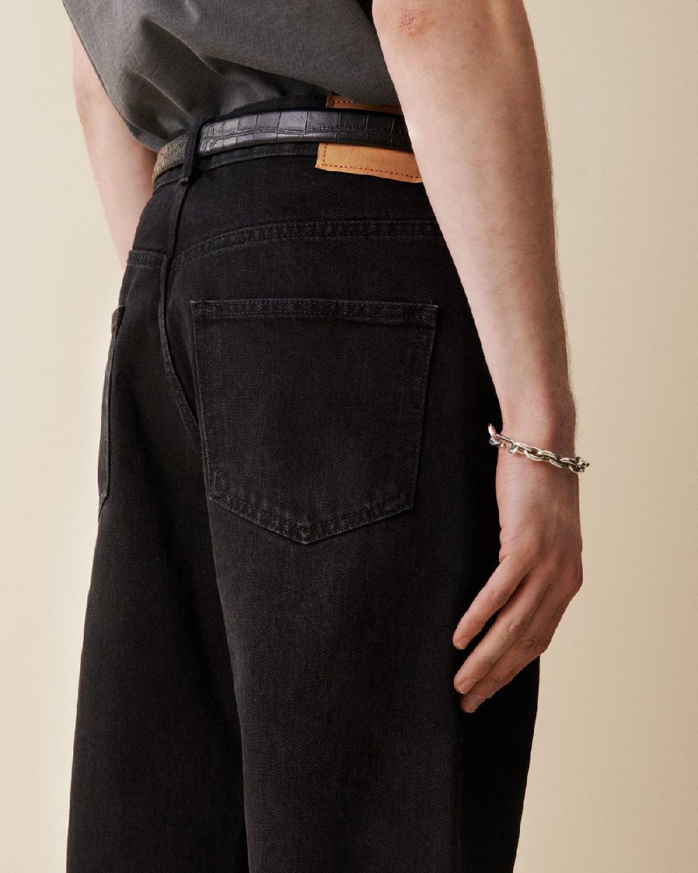 Jeanerica Vega Black 2 Weeks