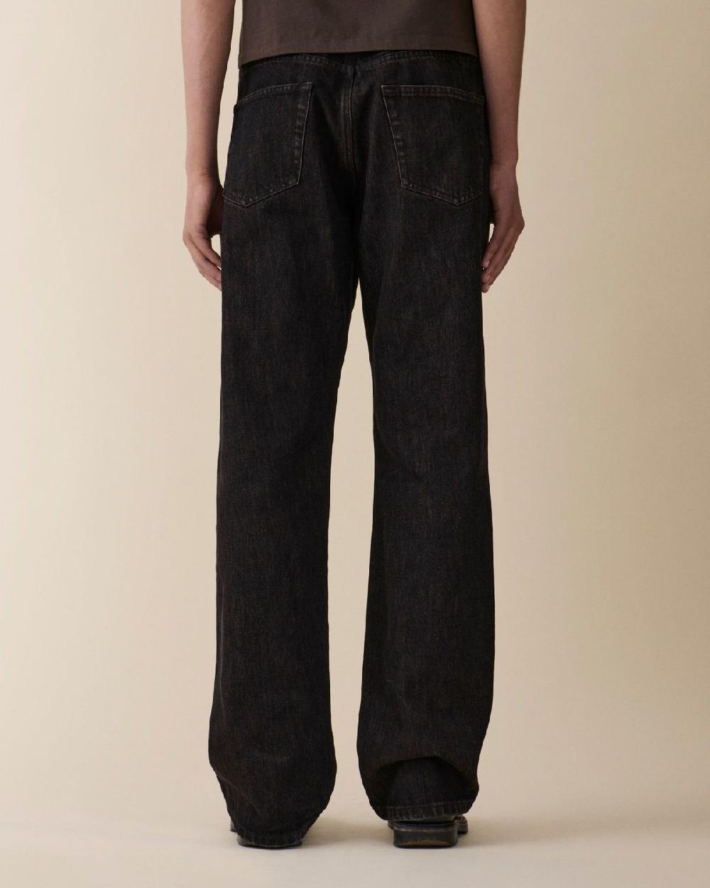 Jeanerica Vega Brown Black