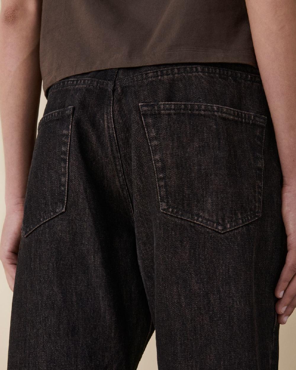 Jeanerica Vega Brown Black