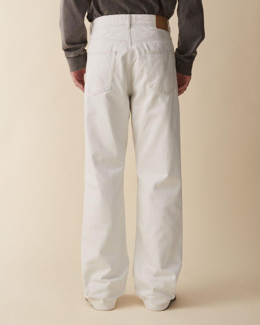 Jeanerica Vega Putty