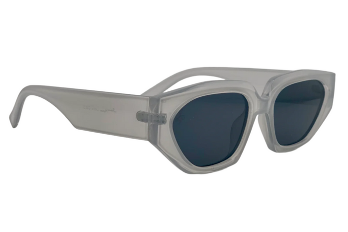 Jeepers Peepers LIGHT GREY OVAL FRAME WITH GREY LENSES