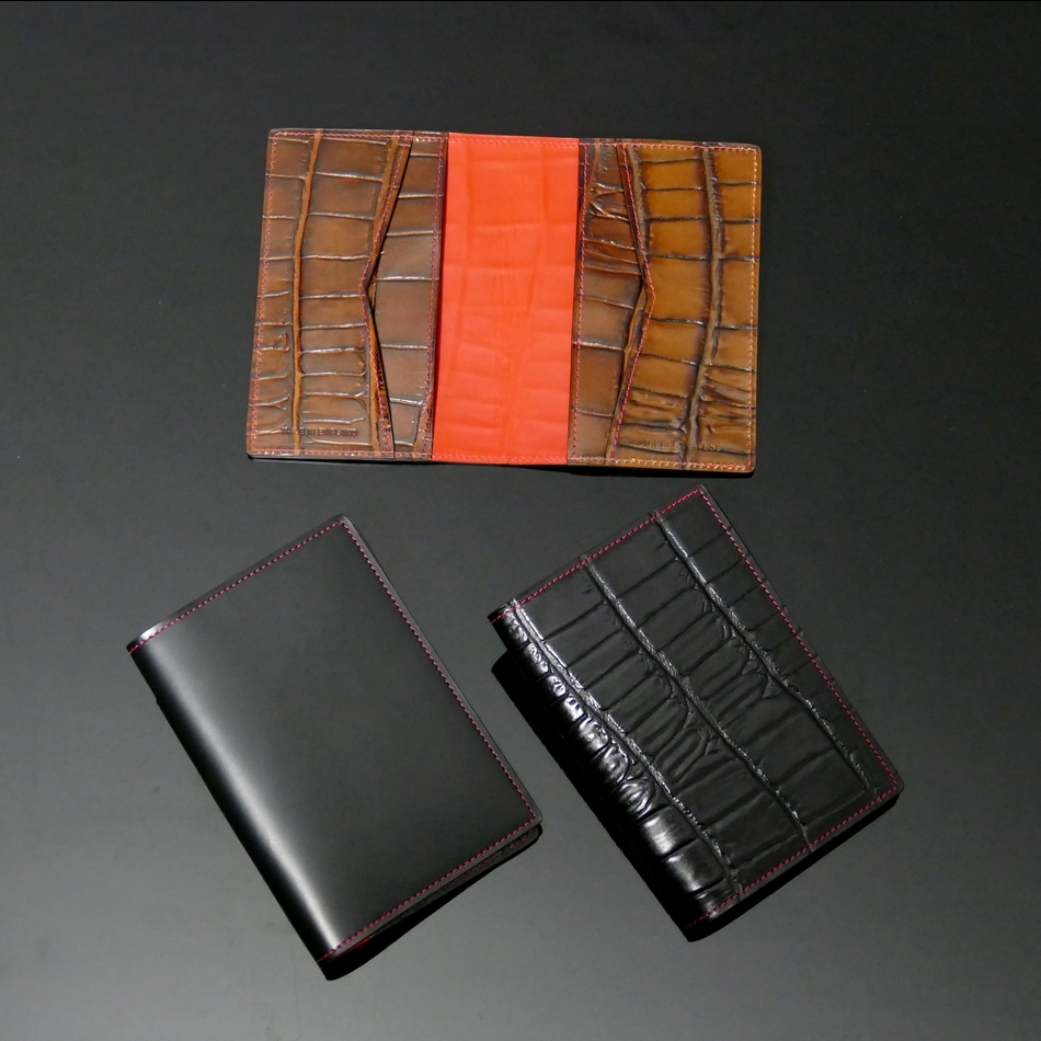 jeffery west Luxury Leather Passport Holder