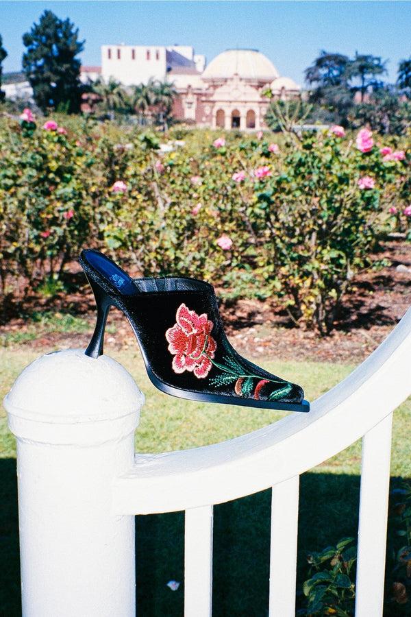 Jeffrey Campbell SAVANNAH Heeled Mule Black Velvet Floral Multi