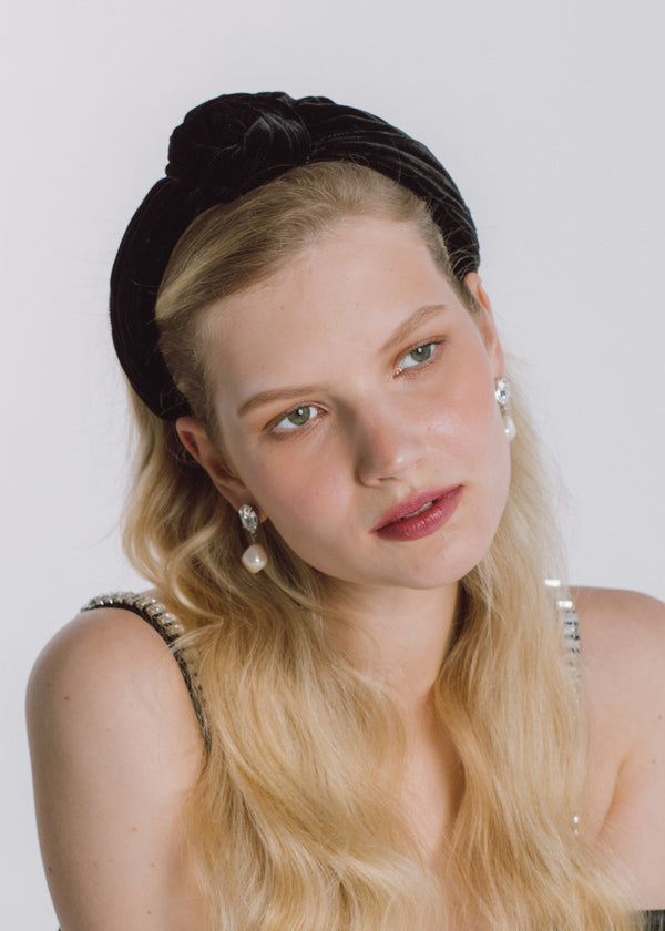 Jennifer Behr Amina Headband In Velvet Black