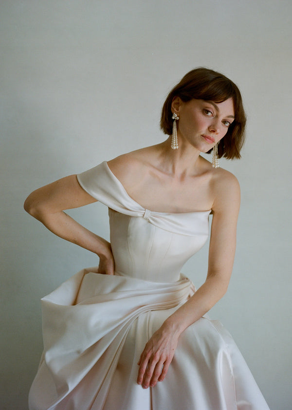 Jennifer Behr Charlena Earrings Pearl