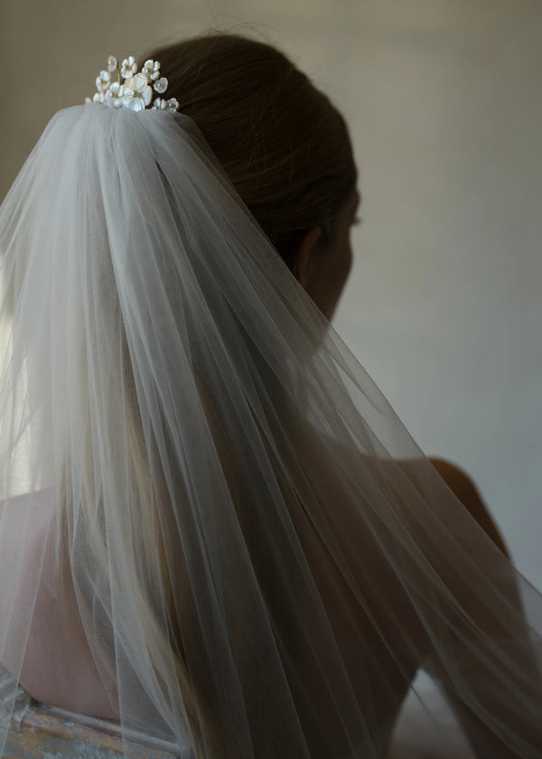 Jennifer Behr Geneva Comb Mother Of Pearl