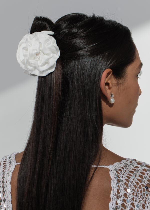 Jennifer Behr Rose Jaw Clip Cream