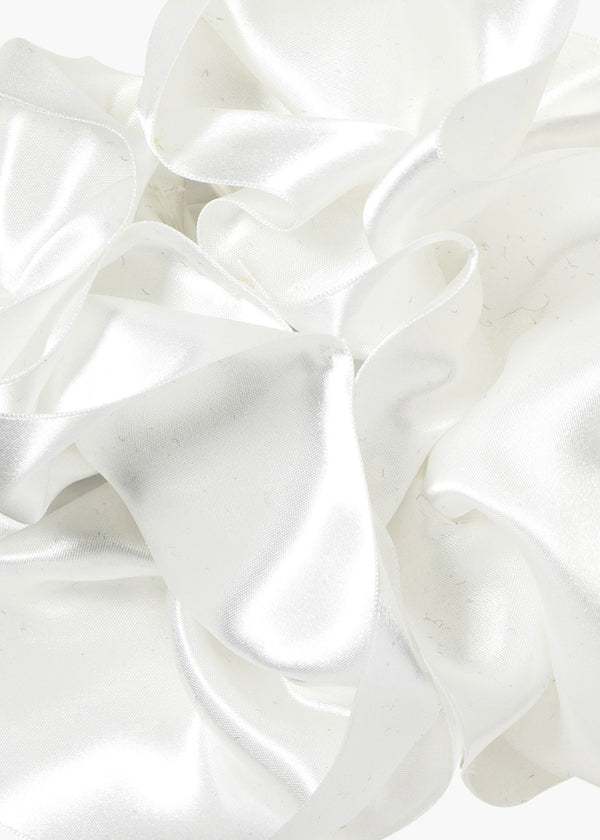 Jennifer Behr Satin Ruffle Jaw Clip Cream