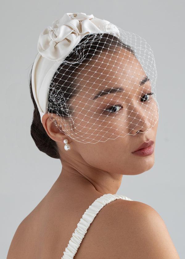 Jennifer Behr Triple Rosette With Veil Cream
