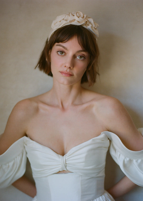 Jennifer Behr Triple Rosette Headband In Silk Faille Cream