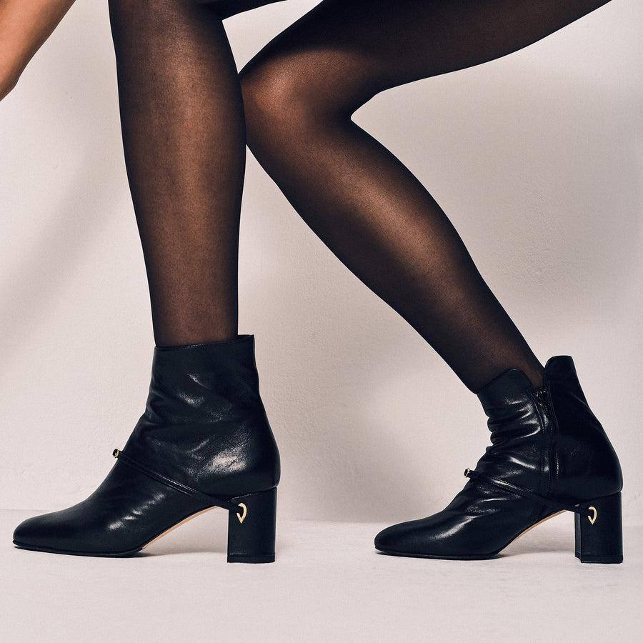 Jennifer Chamandi DANIELE 65 Black Nappa