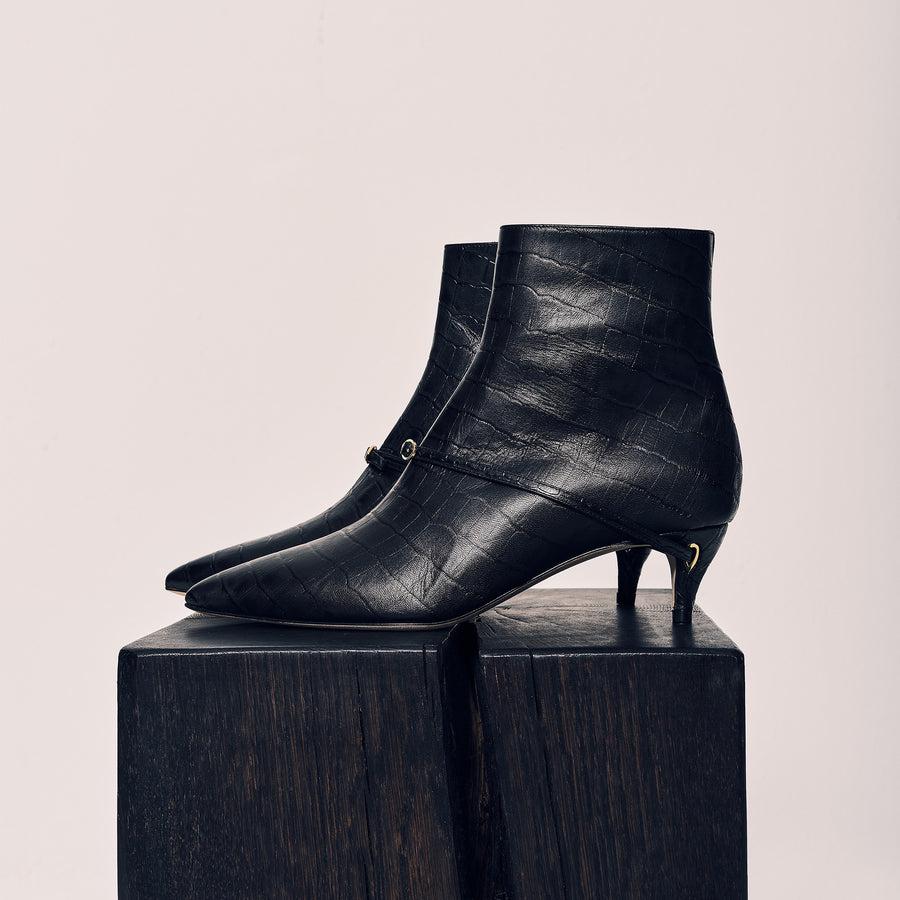 Jennifer Chamandi ROCCO 45 Black Croc-Embossed Leather