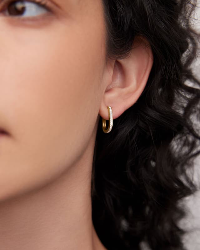 Jennifer Fisher 18k Elongated Link Huggie With Pavé Diamonds