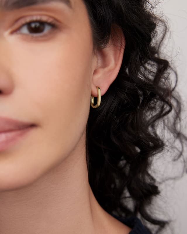 jennifer fisher 18k Elongated Link Huggie