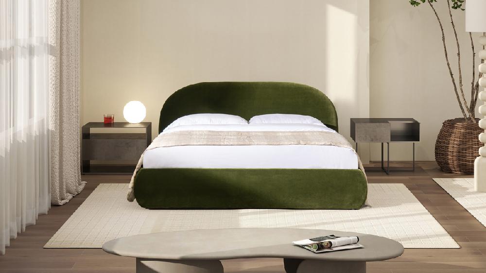 Jennifer Taylor Home Archie Puffy Grounded Upholstered Platform Bed