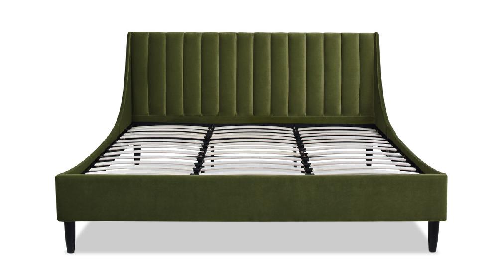 Jennifer Taylor Home Aspen Vertical Tufted Headboard Platform Bed Set