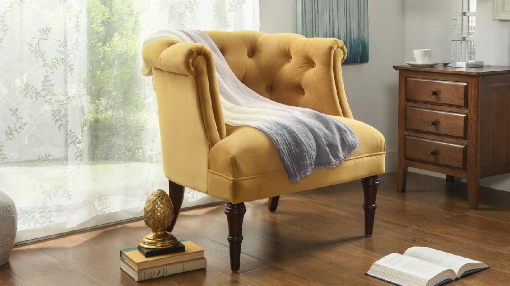 Jennifer Taylor Home Katherine Tufted Accent Chair