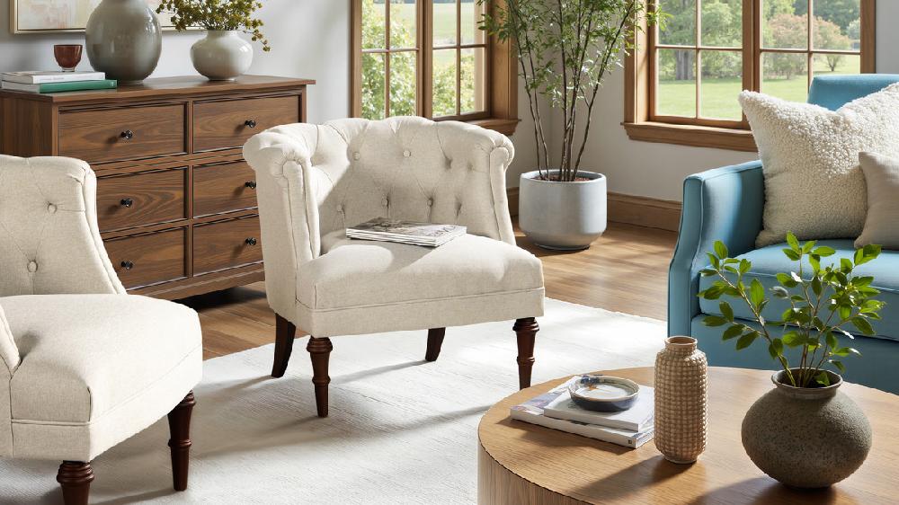 Jennifer Taylor Home Katherine 30.5" Tufted Accent Chair Sand Beige