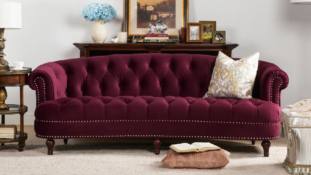 Jennifer Taylor Home La Rosa Victorian Chesterfield Tufted Sofa