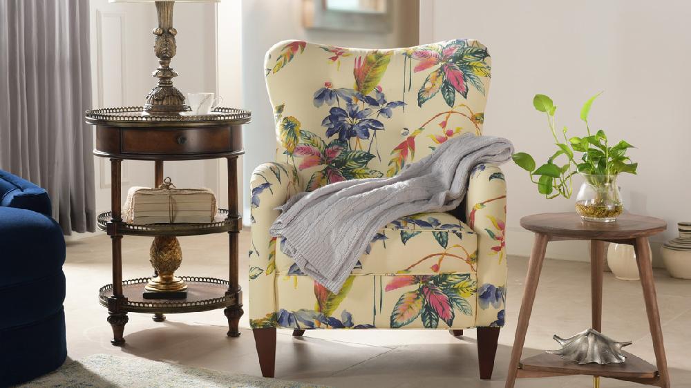 Jennifer Taylor Home Paradise Upholstered Arm Chair Off-White/Floral