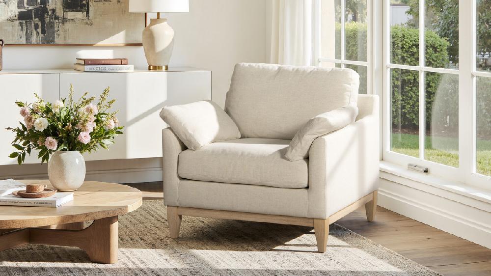 Jennifer Taylor Home Pasadena 36" Wide Modern Farmhouse Accent Arm Chair Flax White