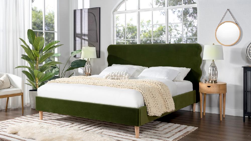 Jennifer Taylor Home Stockholm Modern Wavy Headboard Platform Bed