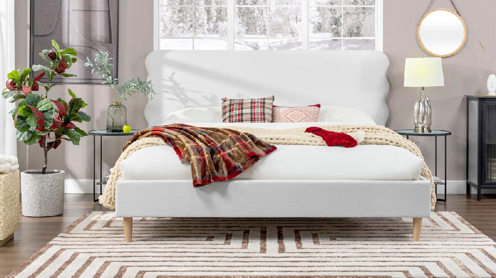 Jennifer Taylor Home Stockholm Modern Wavy Headboard Platform Bed King Antique White