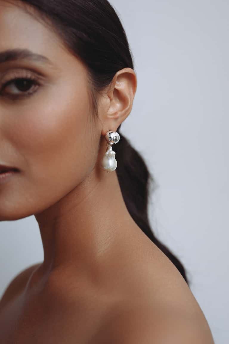 Jenny Yoo Aurelia Metal And Pearl Drop Earring Silveru002FIvory