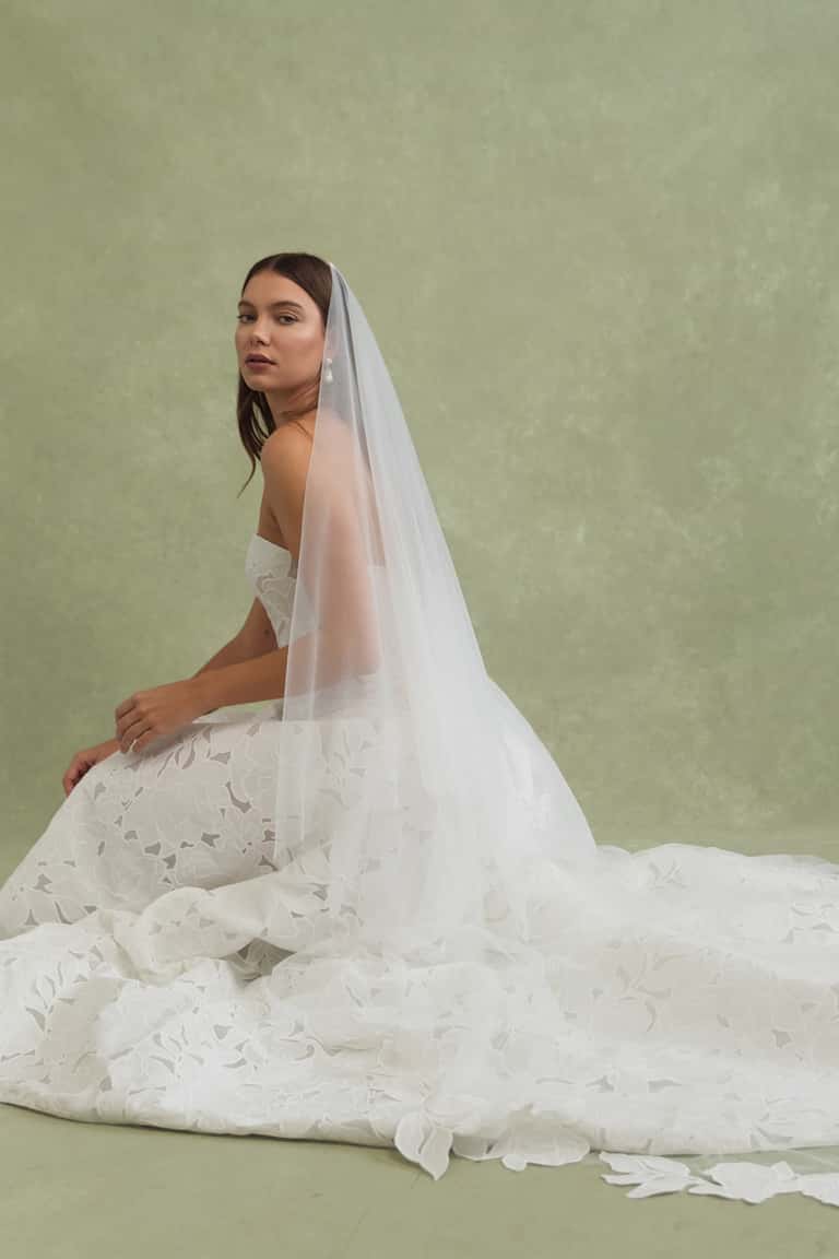 Jenny Yoo Brody Veil Ivory