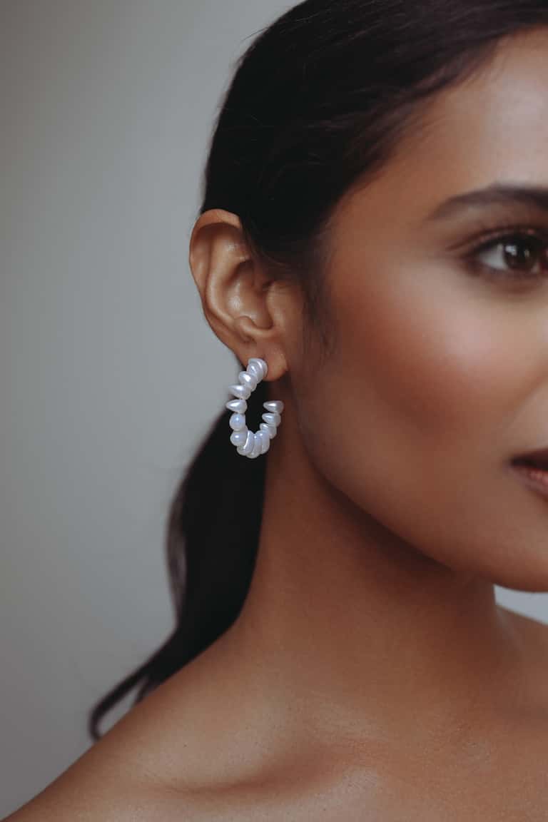 jenny yoo Monaco Pearl Hoop Earring Goldu002FIvory