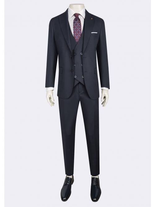 jeordie's Suit with vest