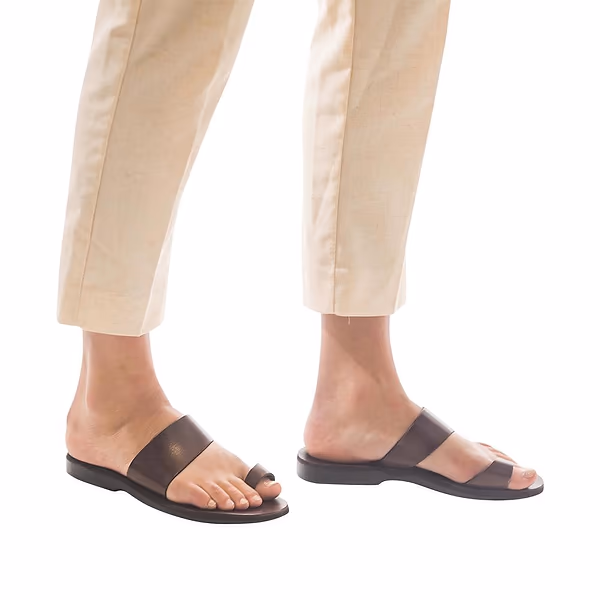 Jerusalem Sandals Abra (30) Women's Leather Toe Loop Sandal Brown