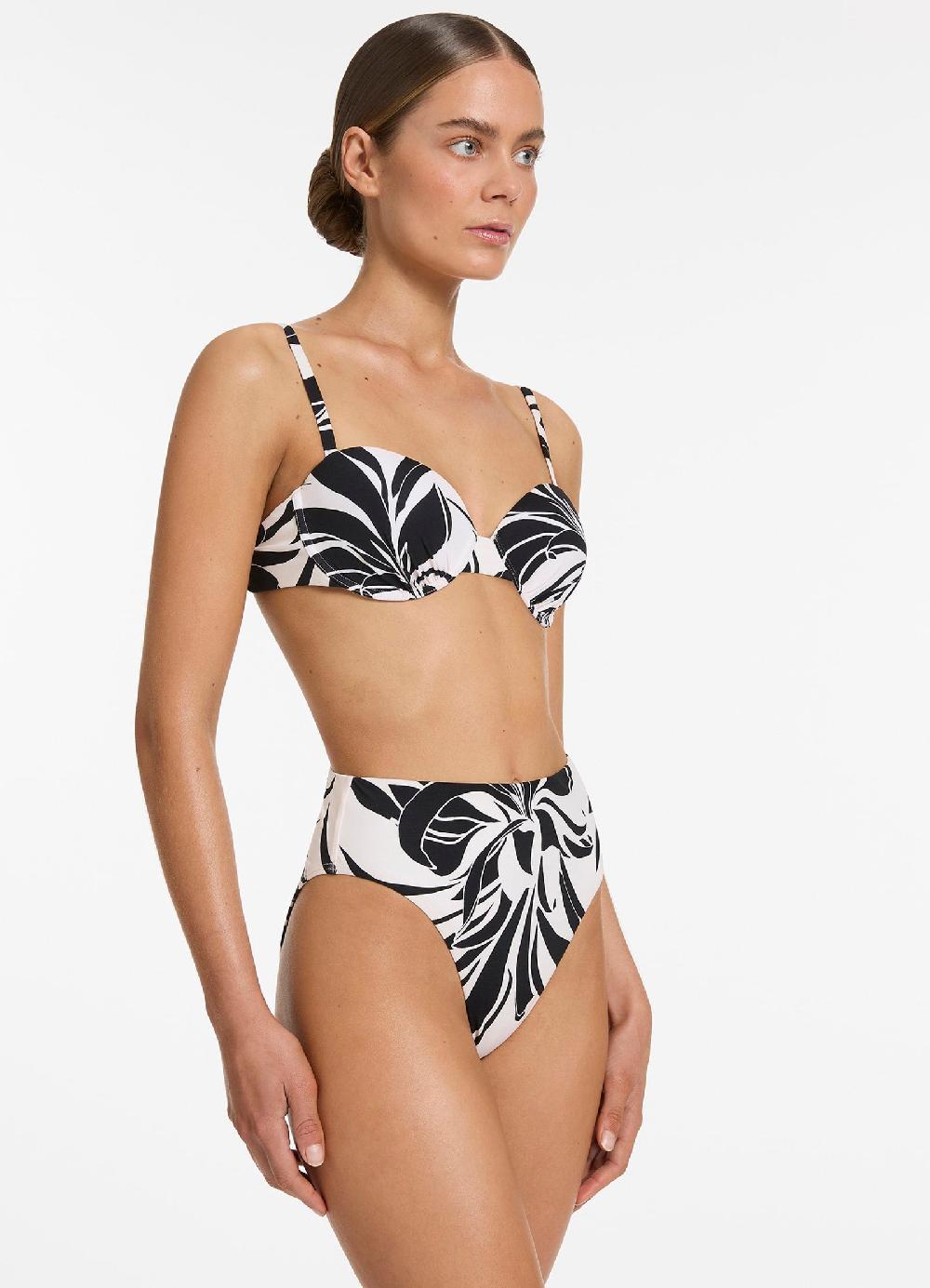 Jets Australia Queen Of The Night Moulded Balconette - Cream