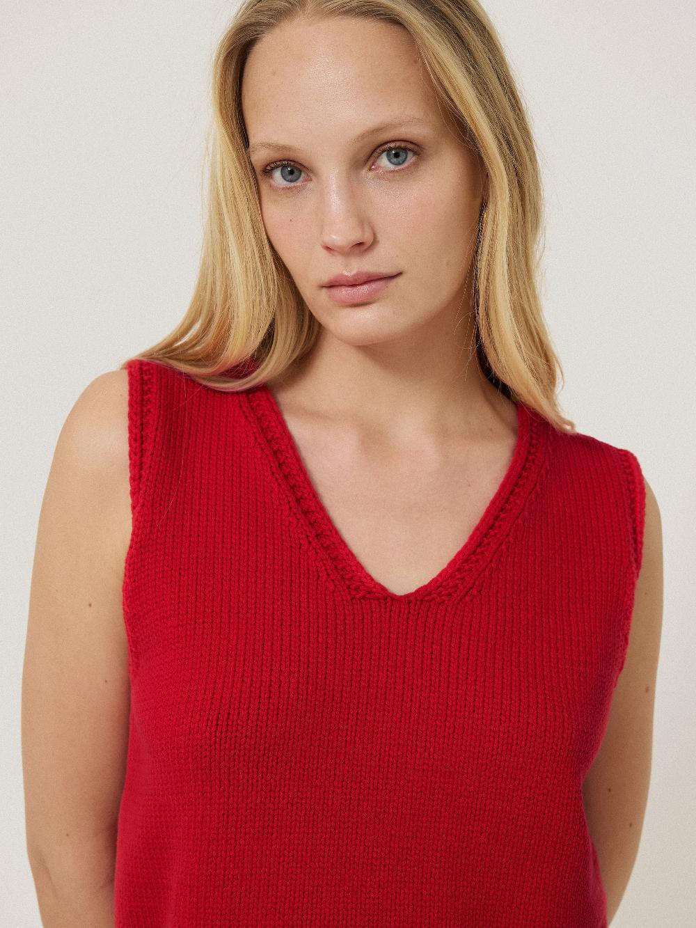 Jigsaw Chunky Cotton Blend V Tank Red