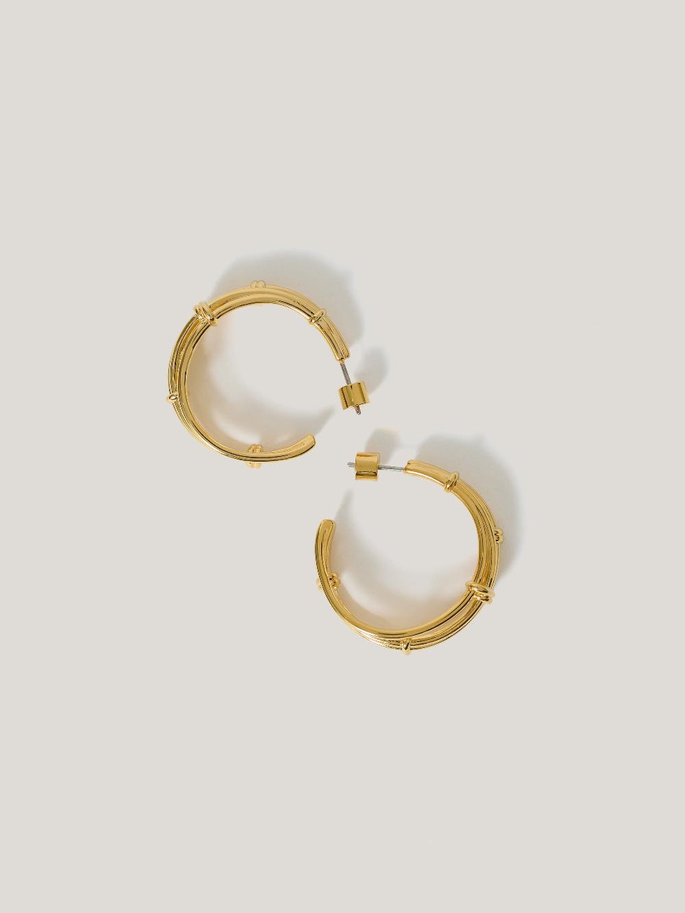 jigsaw Dainty Loops Hoop Earring Gold