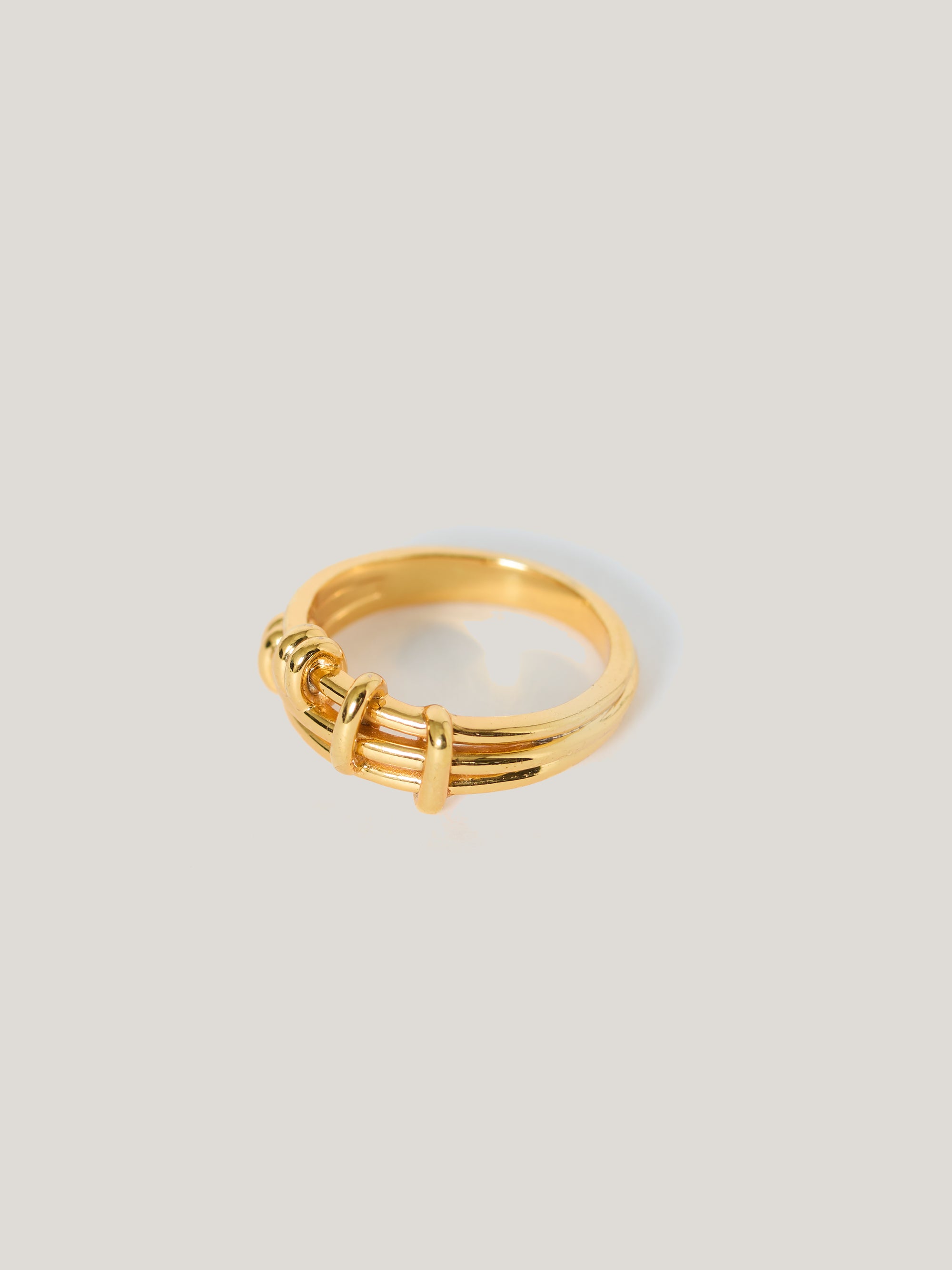 Jigsaw Dainty Loops Ring Gold