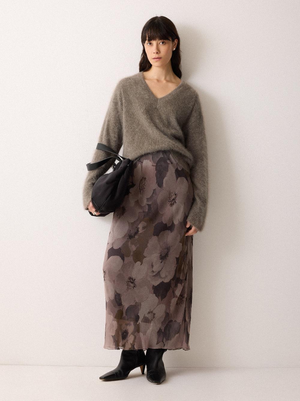 Jigsaw Halo Cashmere V Neck Jumper Taupe